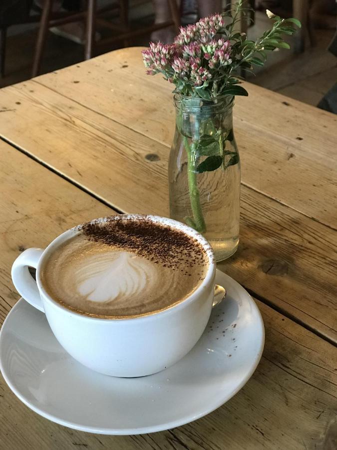 Lucy'S Tearoom Stow-on-the-Wold Exterior foto